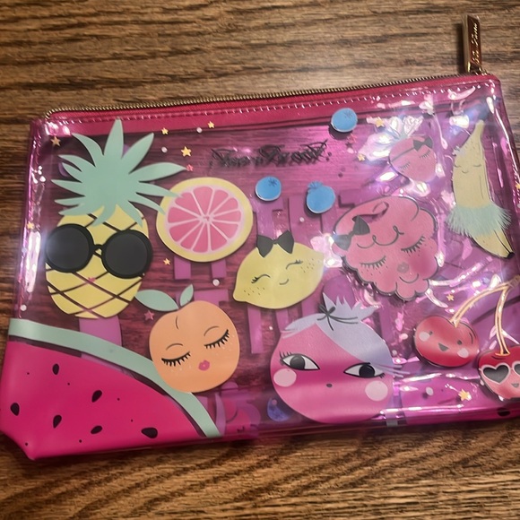 High end make up/travel bags - Picture 7 of 10